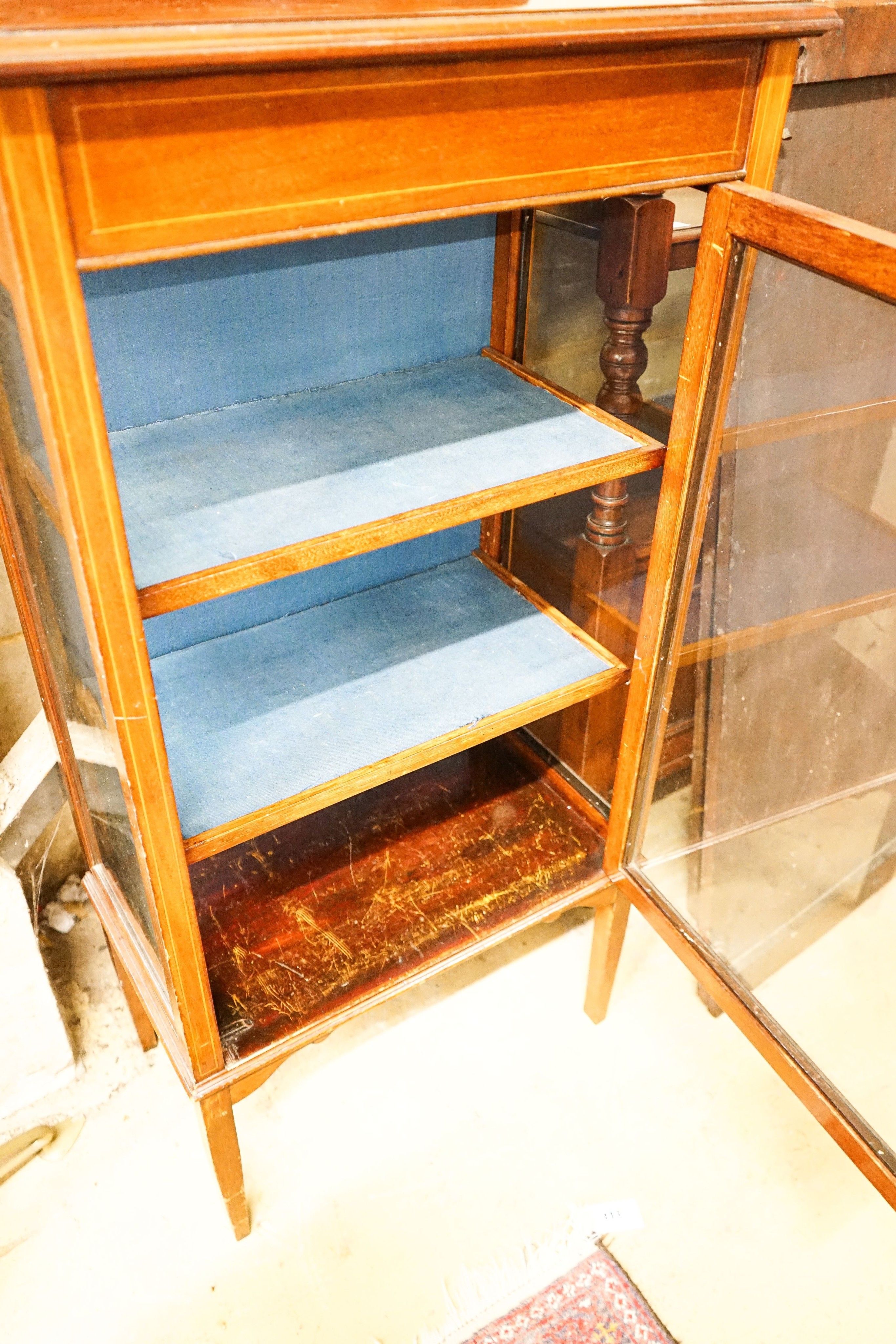 An Edwardian satinwood banded mahogany display cabinet, width 62cm, depth 35cm, height 135cm